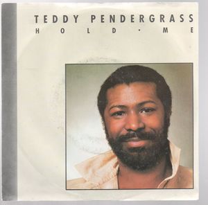 TEDDY PENDERGRASS & WHITNEY HOUSTON, HOLD ME / LOVE